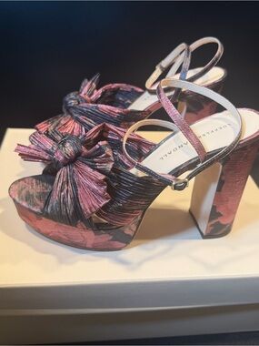 ✨ Loeffler Randall Natalia Platform Heels – Metallic Bow Sandals ✨